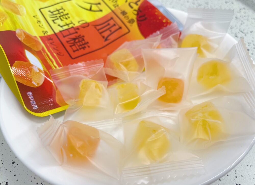 新作】SNSで大人気の琥珀糖がセブンイレブンで発売! 新作】SNSで大人気の琥珀糖がセブンイレブンで発売!